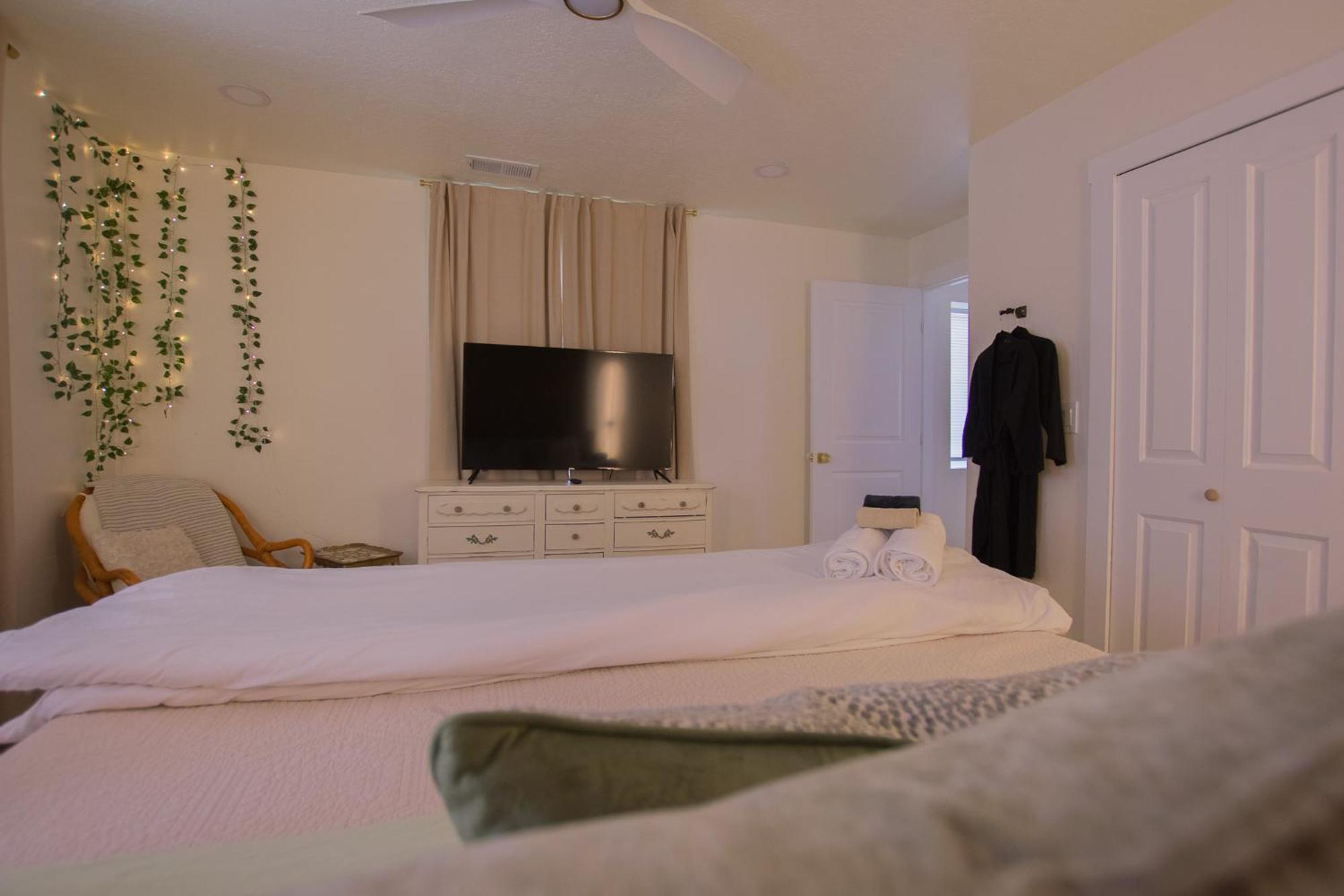 Villa Bohemian Chic An Eclectic Escape-Hot Tub-Pet Friendly-No Pet Fees! à Albuquerque Extérieur photo